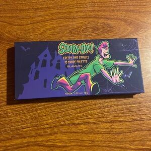 Glamlite Scooby Doo Creeps and Crawls 10 Shade Eyeshadow Palette